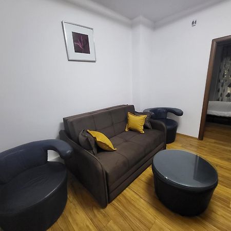 Apartment Mega Mall Monza National Arena 布加勒斯特 外观 照片